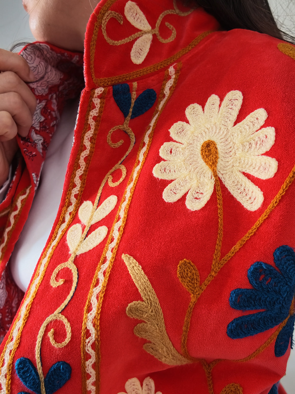 Chaqueta Roja Jardín