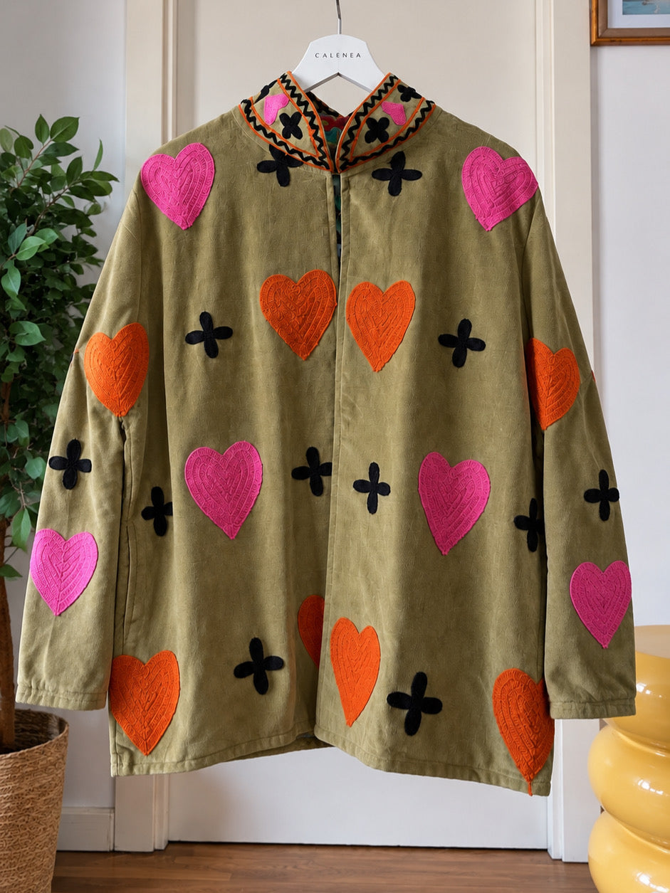 Chaqueta Oliva Corazones.